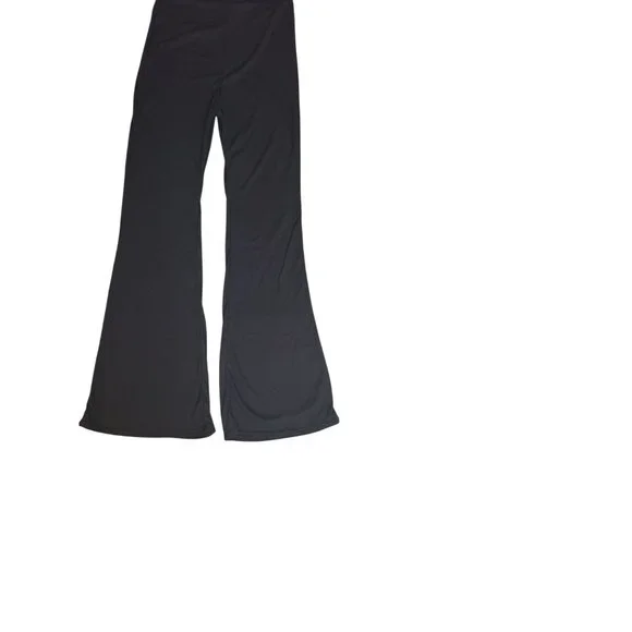 PrettyLittleThing Black Ribbed Strappy Square Neck Flared Jumpsuit Size10 - Picture 6 of 6